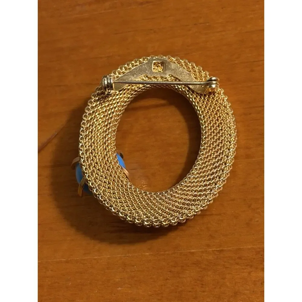 Vintage Style Gold Tone Rope Design Brooch Faux Turquoise Cabochon Round Pin